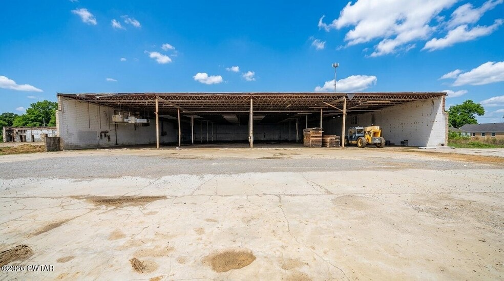 More Photos Of 302 N Trenton St, Rutherford Warehouse For Sale