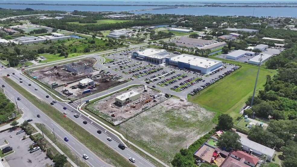 Primary Photo Of 5183 N Wickham Rd, Melbourne Restaurant For Lease