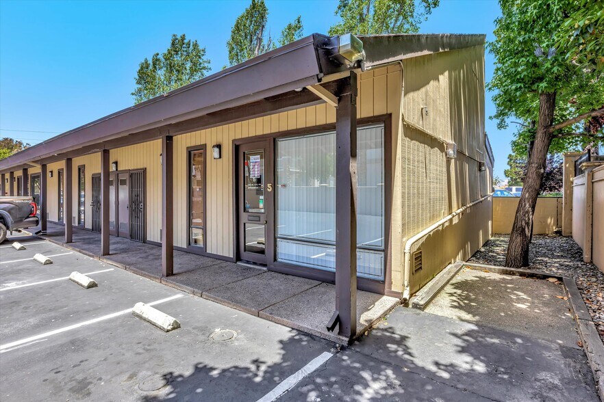 More Photos Of 4138 Dyer St, Union City Medical For Sale