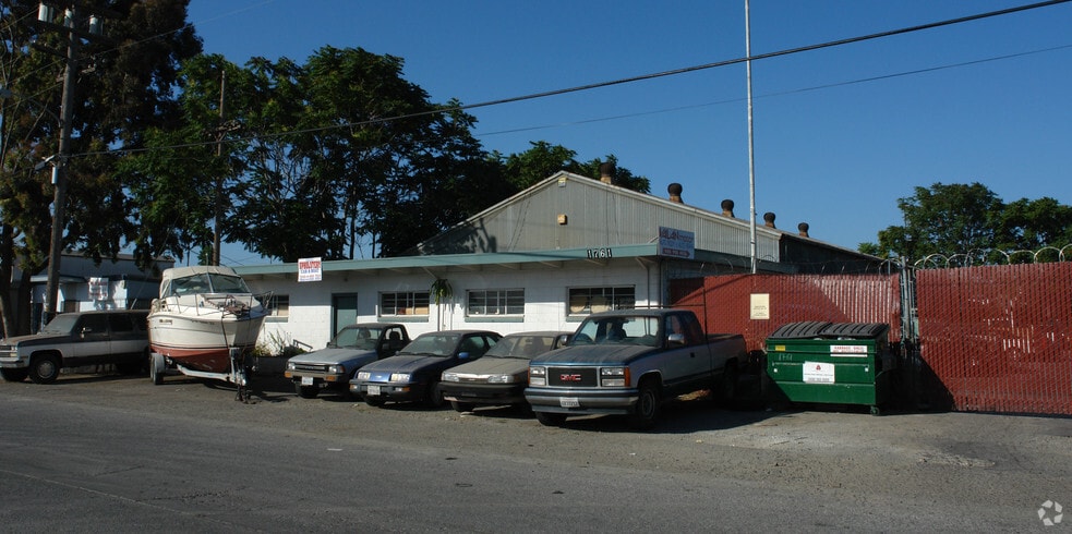 More Photos Of 1761 Smith Ave, San Jose Warehouse For Sale