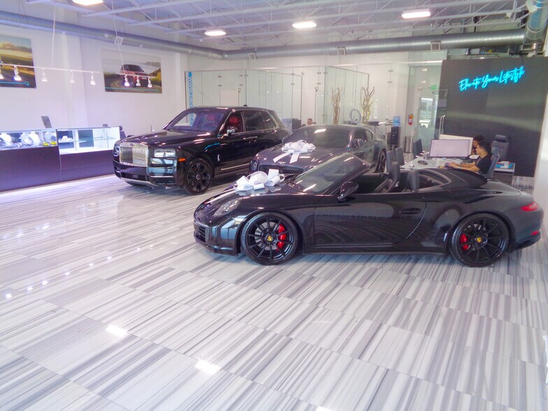 More Photos Of 3749 N Federal Hwy, Pompano Beach General Retail For Lease