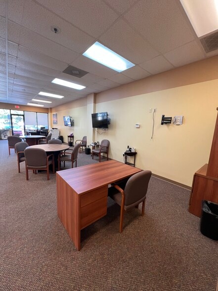 More Photos Of 2000 Sam Rittenberg Blvd, Charleston Office For Lease