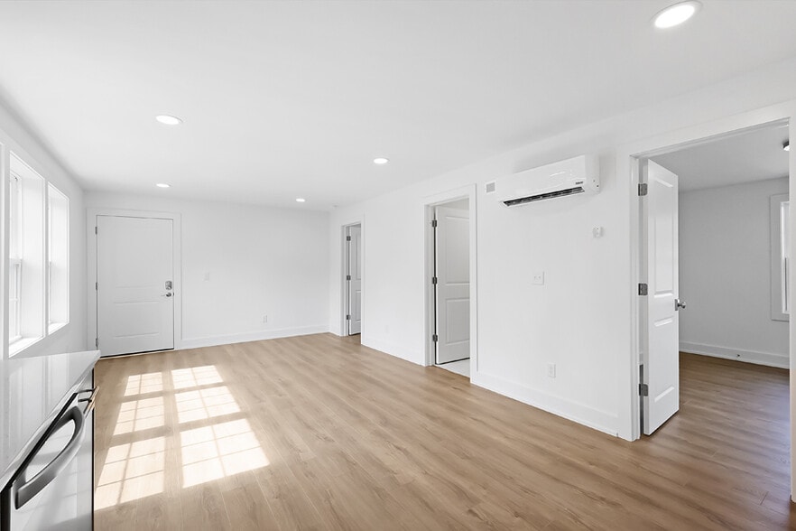 More Photos Of 701 Bowling Ave, Nashville Apartments For Sale
