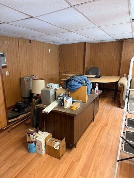 More Photos Of 72 Unity St, Turners Falls Freestanding For Sale