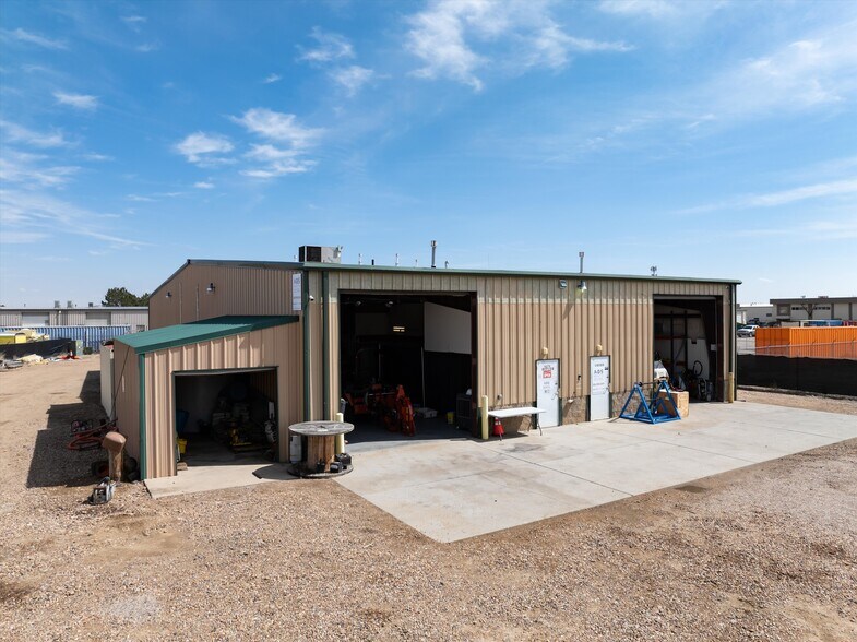 More Photos Of 14274 Longs Peak Ct, Mead Warehouse For Lease