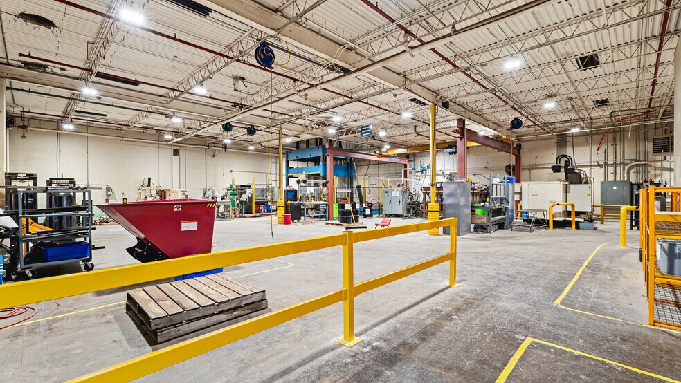 More Photos Of 3949 NW 36th St, Oklahoma City Manufacturing For Sale