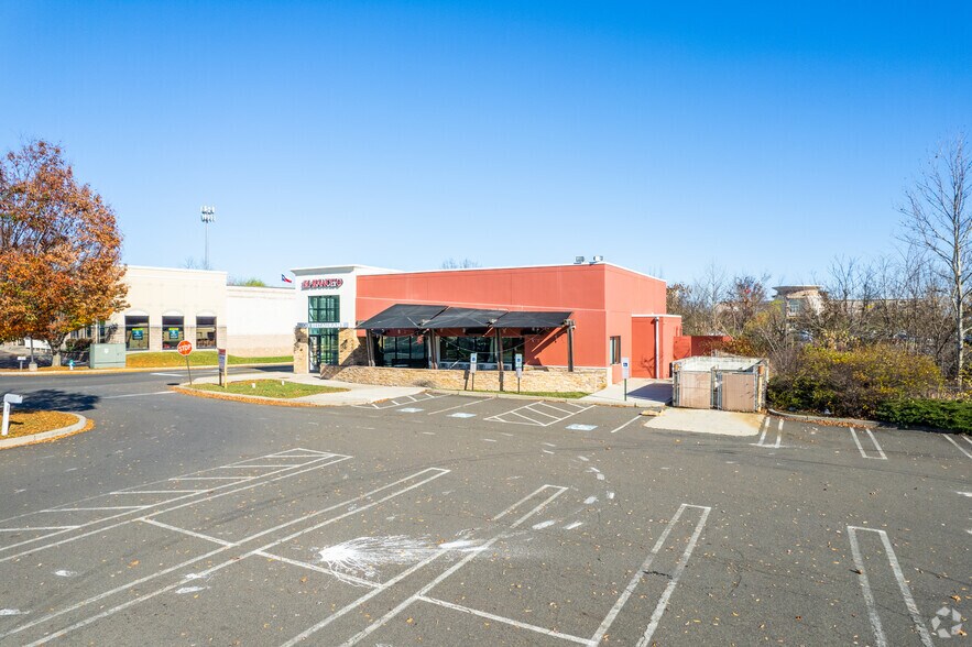 More Photos Of 740 Upper State Rd, North Wales Unknown For Lease