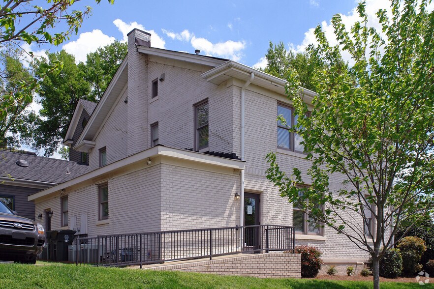 More Photos Of 720 W Hargett St, Raleigh Office For Lease
