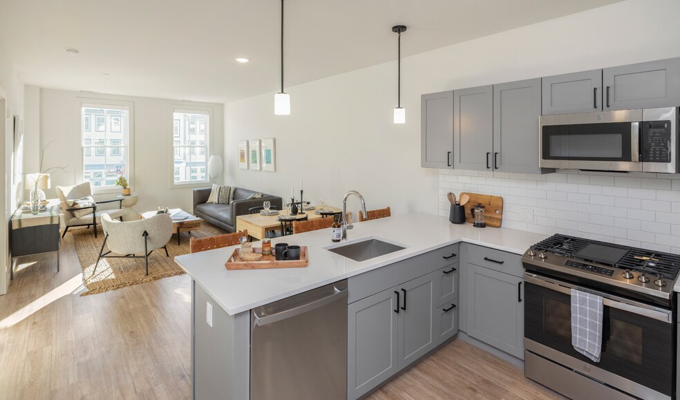 More Photos Of 102 Heights Rd, Darien Apartments For Lease