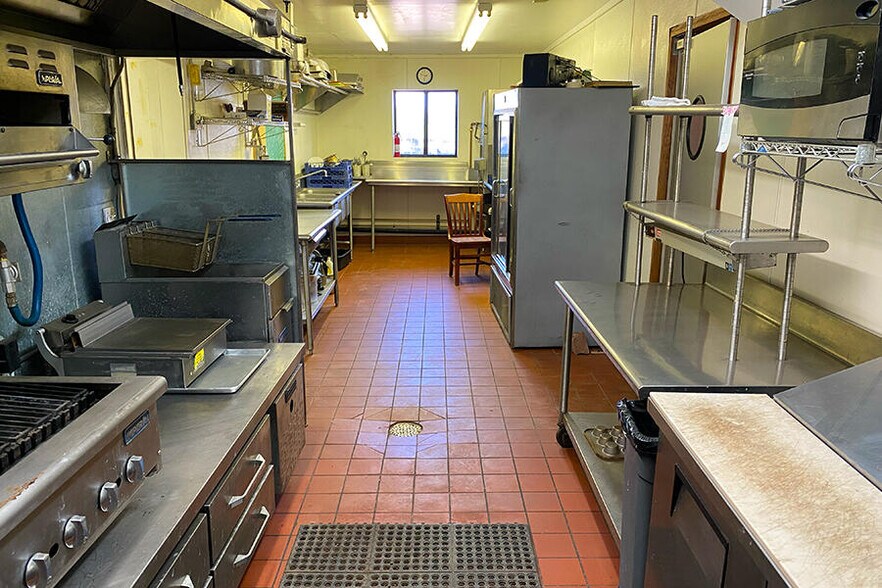 More Photos Of 35 Hotchkiss Ave, Colona, CO, Montrose Restaurant For Sale