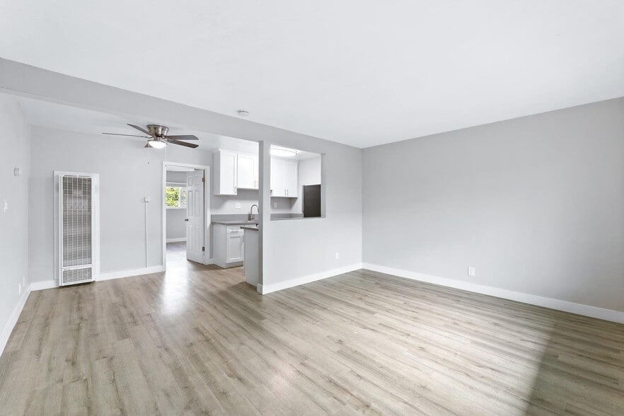 More Photos Of 1495 Peterson Ave, Long Beach Apartments For Sale