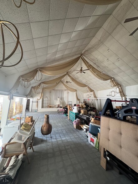 More Photos Of 2430 Shurling Dr, Macon-Bibb Religious Facility For Sale