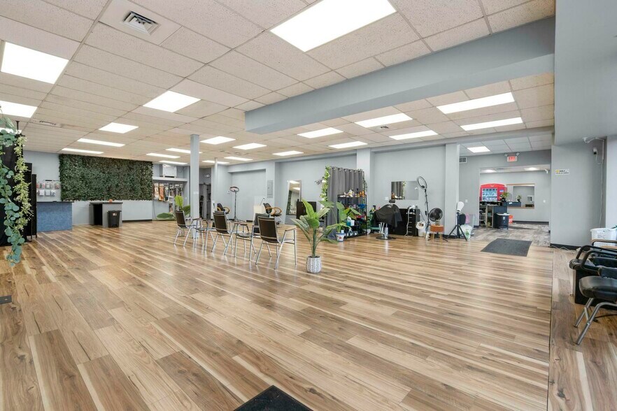 More Photos Of 1191 Main St, East Hartford Storefront Retail Office For Sale