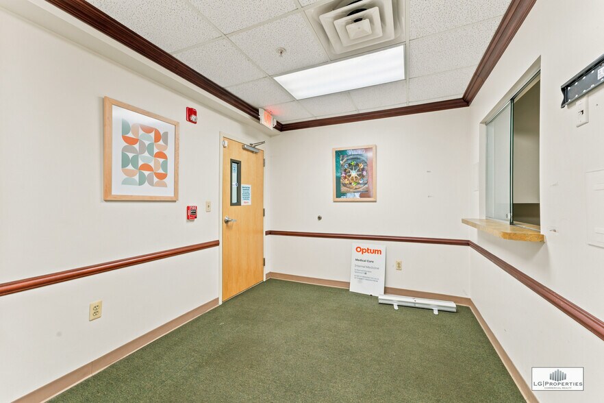 More Photos Of 475 Highway 70, Lakewood Medical For Lease
