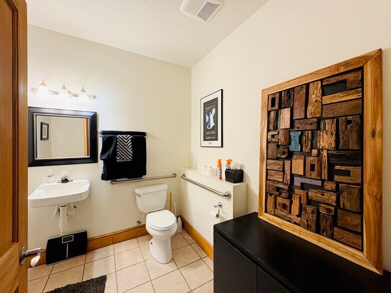 More Photos Of 452 Butler Bridge Rd, Fletcher Light Manufacturing For Lease