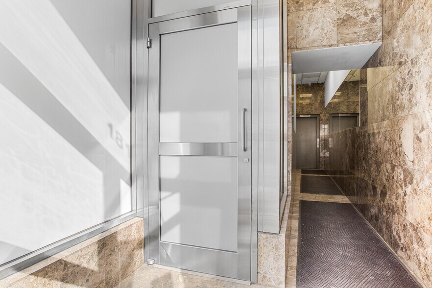 More Photos Of 183 Canal St, New York Office For Lease