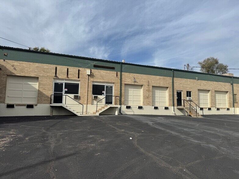 More Photos Of 2835-2839 S Raritan St, Englewood Warehouse For Lease