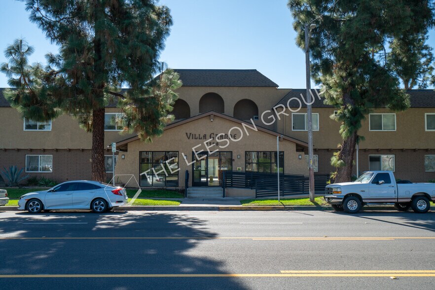 More Photos Of 7720 Crescent Ave, Buena Park Apartments For Sale