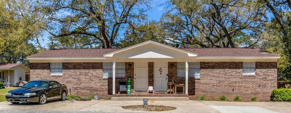 More Photos Of 8640 Jernigan Rd, Pensacola Apartments For Sale