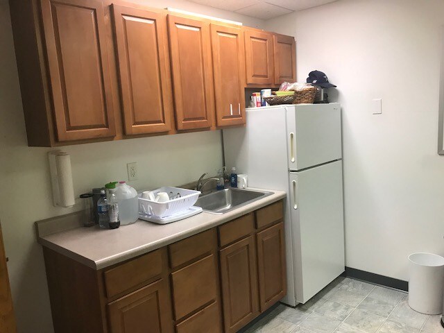 More Photos Of 10520 Wayzata Blvd, Hopkins Office Residential For Lease