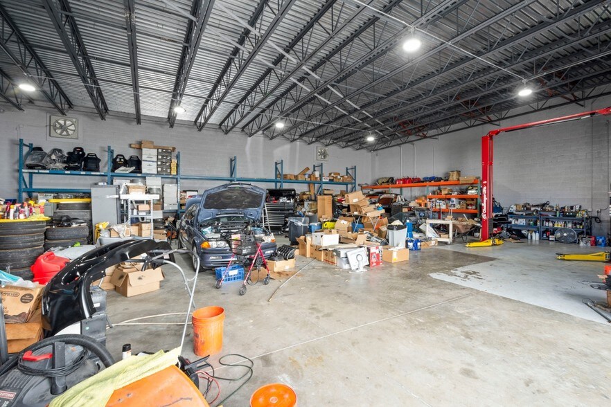 More Photos Of 1441 S Powerline Rd, Pompano Beach Auto Dealership For Lease