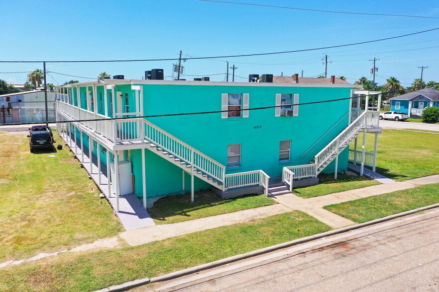 More Photos Of 4217 Sealy St, Galveston Apartments For Sale