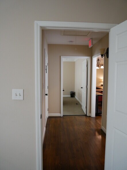 More Photos Of 496 Medlock Rd, Decatur Office Residential For Lease