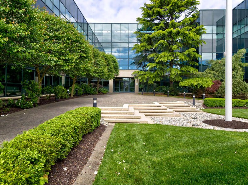 Primary Photo Of 100 Woodbridge Center Dr, Woodbridge Office For Lease