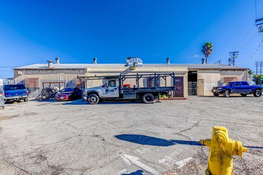 More Photos Of 5005 E Slauson Ave, Vernon Warehouse For Sale