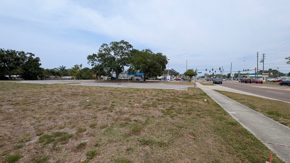 More Photos Of 6225 54th Ave N, Saint Petersburg Land For Sale