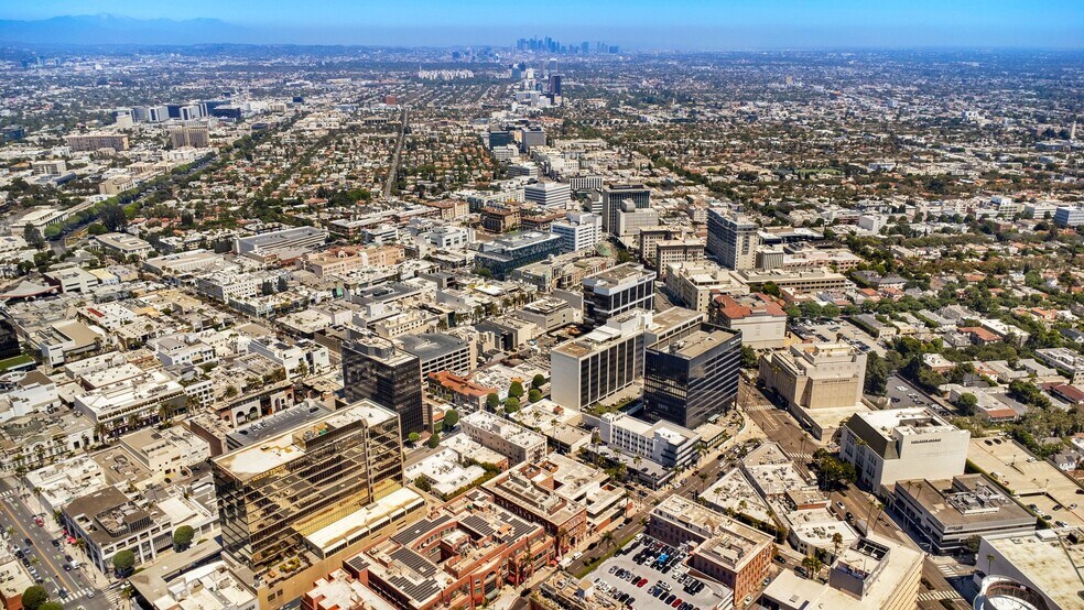 More Photos Of 9625-9647 Brighton Way, Beverly Hills Coworking Space