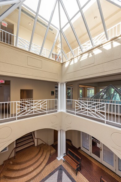 More Photos Of 12070 Old Line Ctr, Waldorf Medical For Lease