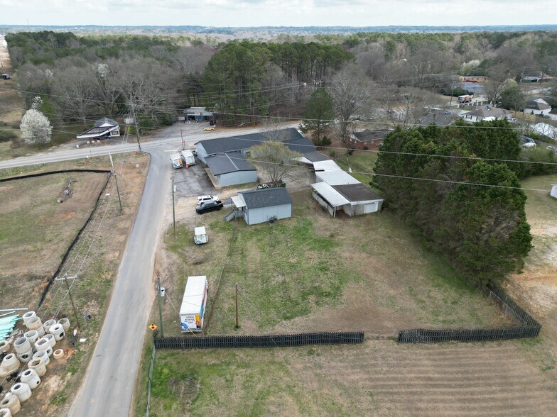 More Photos Of 4434 Austell Powder Springs Rd, Powder Springs Freestanding For Lease