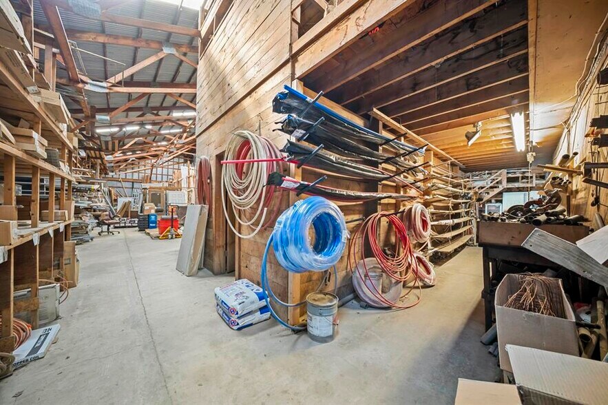 More Photos Of 1305 Seaton Ave, Greenup Warehouse For Sale