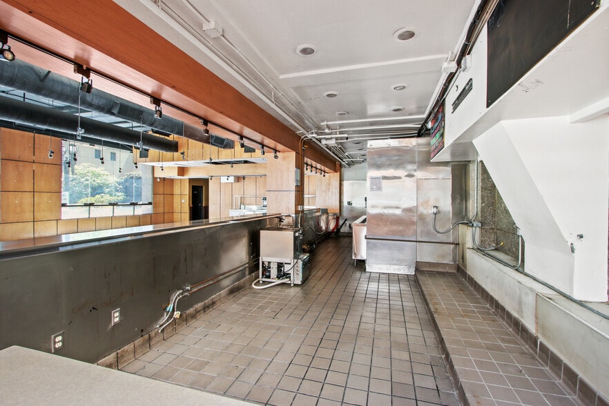 More Photos Of 601 W 5th St, Los Angeles Office For Lease