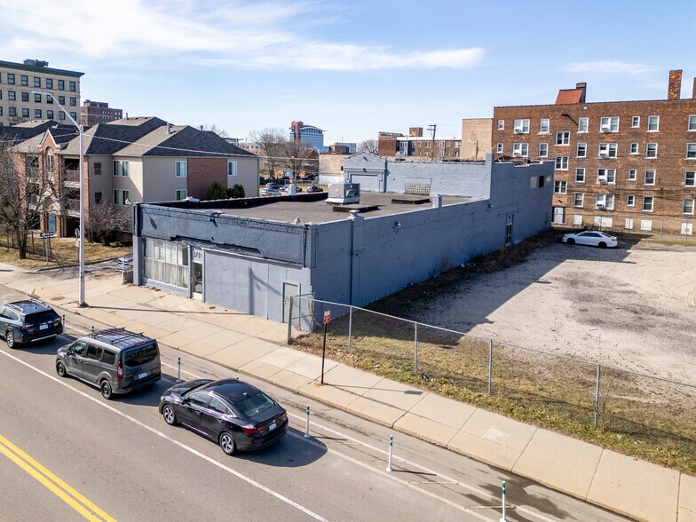 More Photos Of 3745 Cass Ave, Detroit Freestanding For Sale