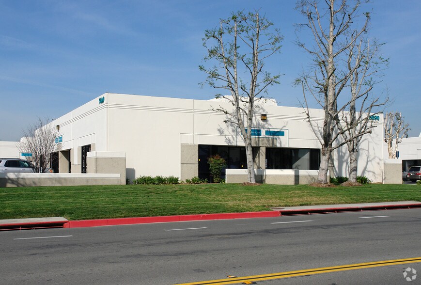 Primary Photo Of 5690 Schaefer Ave, Chino Warehouse For Lease
