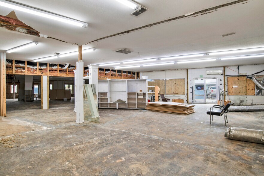 More Photos Of 616 Gulf Shores Pky, Gulf Shores Freestanding For Sale