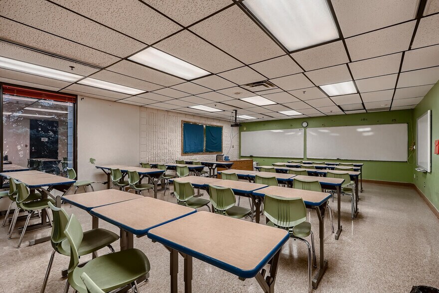 More Photos Of 4905 W 60th Ave, Arvada Schools For Sale