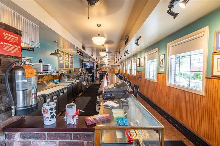 More Photos Of 202 S 17th St, Allentown Storefront Retail Residential For Sale