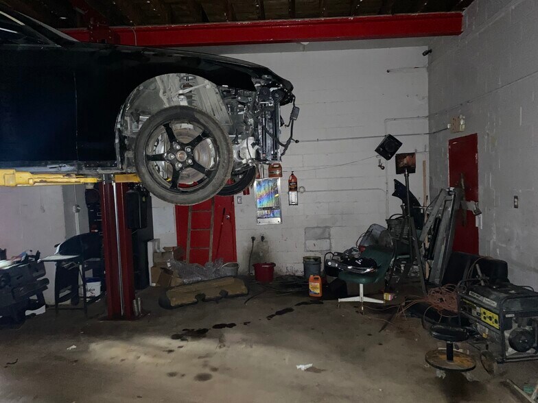More Photos Of 7411 E 7 Mile Rd, Detroit Auto Dealership For Sale