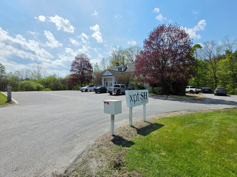 More Photos Of 338 E Montpelier Rd, Barre Town Office For Sale