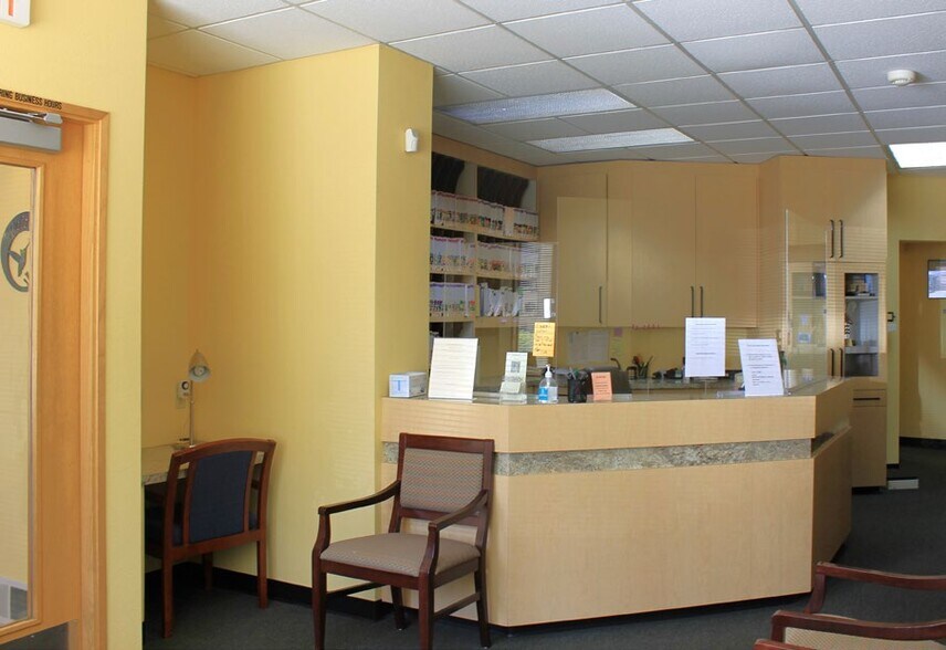 More Photos Of 10230 SW Capitol Hwy, Portland Medical For Sale