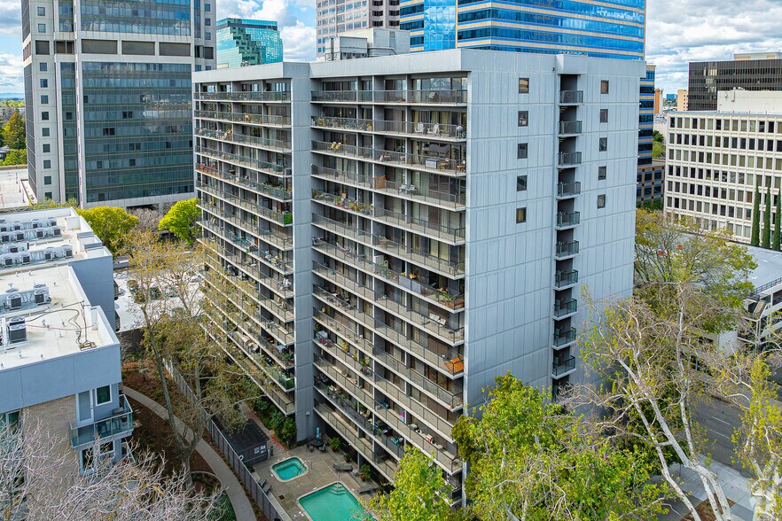 Primary Photo Of 500 N St, Sacramento Apartments For Sale