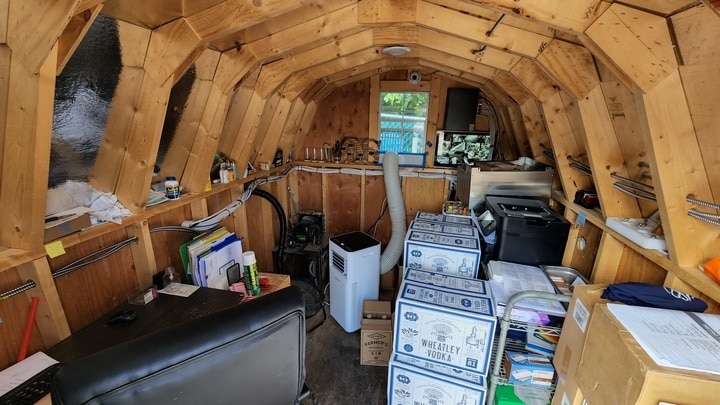 More Photos Of 302 Middle Rd, Blue Point Restaurant For Sale