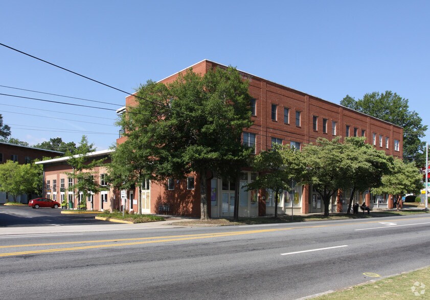 More Photos Of 327-367 Prince Ave, Athens Apartments For Lease