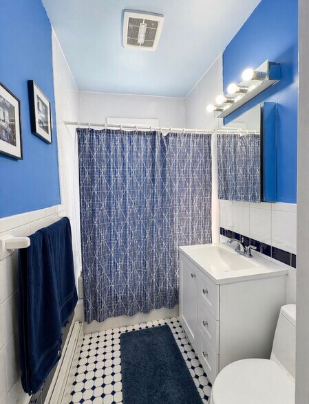 More Photos Of 7215 73rd St, Glendale Land For Sale