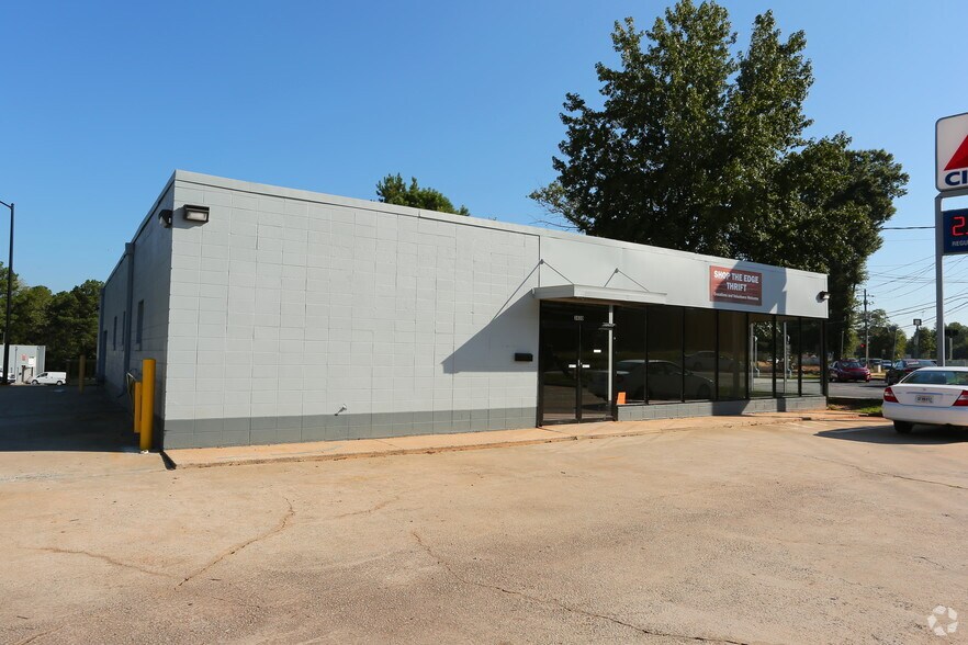 More Photos Of 624-640 Valleybrook Rd, Scottdale Unknown For Lease