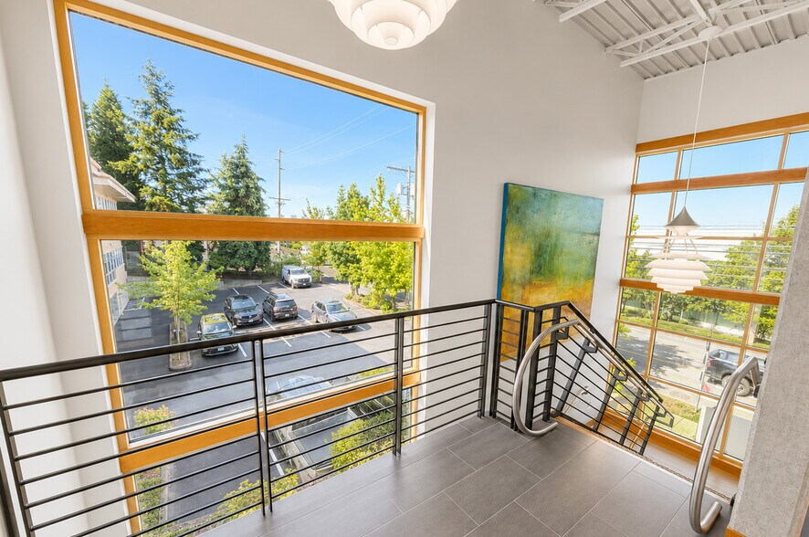 More Photos Of 630 6th St S, Kirkland Office For Lease