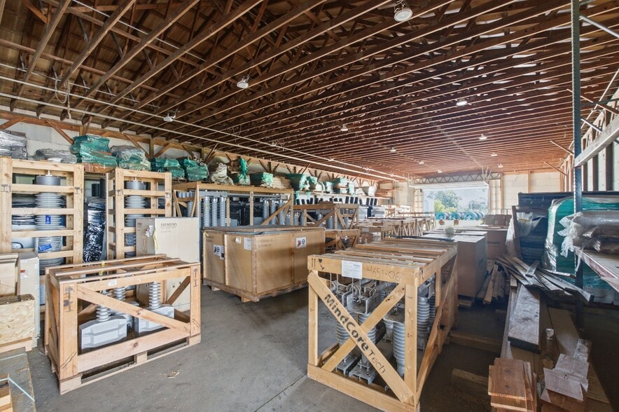 More Photos Of 7624 Liberty Rd, Columbia Manufacturing For Sale